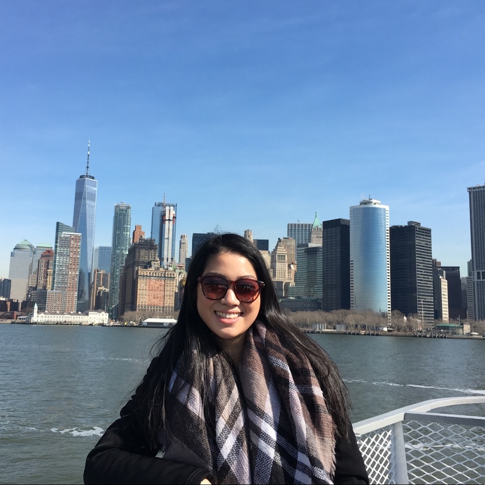 Meet your Posher, Emily